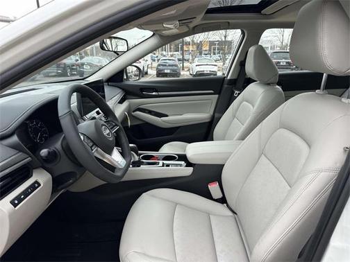 2025 Nissan Altima 2.5 SL