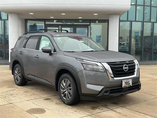 2025 Nissan Pathfinder SV 4WD
