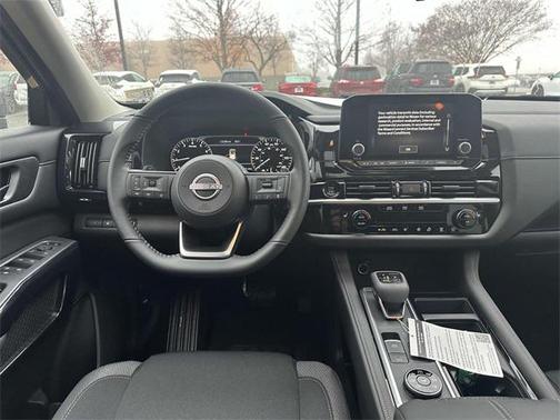 2025 Nissan Pathfinder SV 4WD