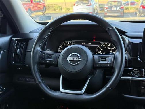 2022 Nissan Pathfinder SV 4WD