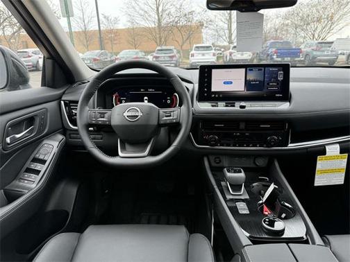 2025 Nissan Rogue SL