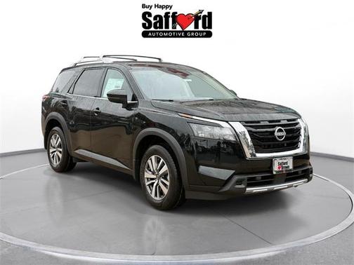 2025 Nissan Pathfinder SL 4WD