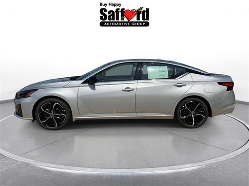 2025 Nissan Altima SR FWD