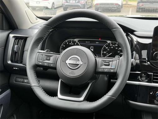 2025 Nissan Pathfinder SL 4WD