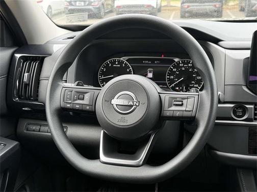 2025 Nissan Pathfinder S 4WD