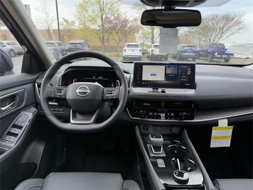 2025 Nissan Rogue Platinum