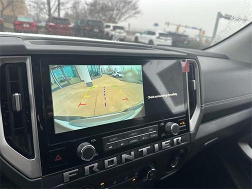 2025 Nissan Frontier SV