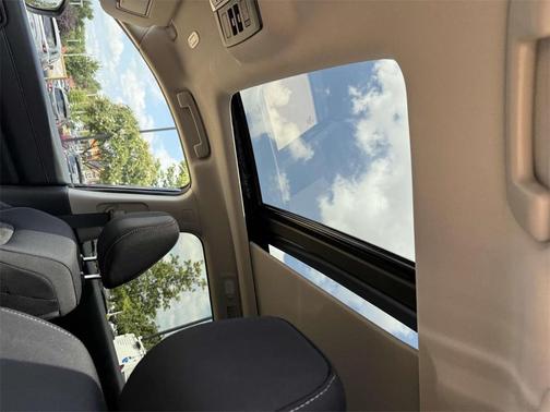 2023 Nissan Pathfinder SV 4WD