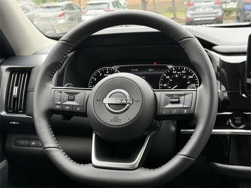 2025 Nissan Pathfinder SL 4WD