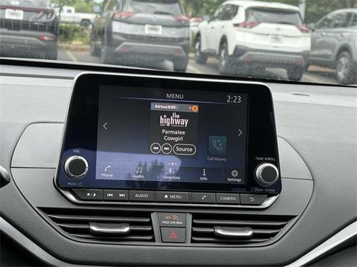 2025 Nissan Altima S FWD