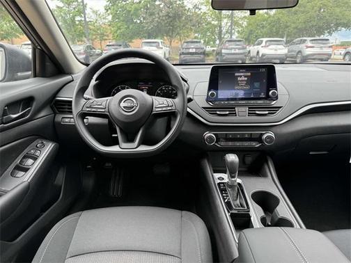 2025 Nissan Altima S FWD