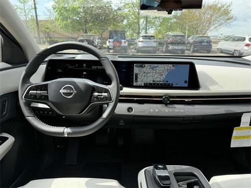 2025 Nissan ARIYA EVOLVE+