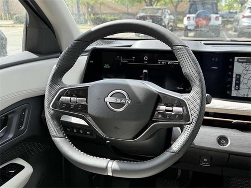 2025 Nissan ARIYA EVOLVE+