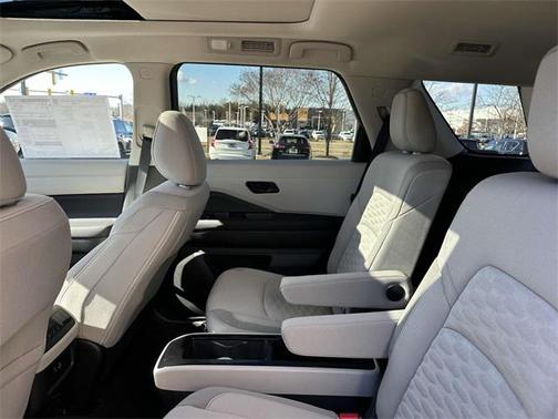 2025 Nissan Pathfinder SV 4WD