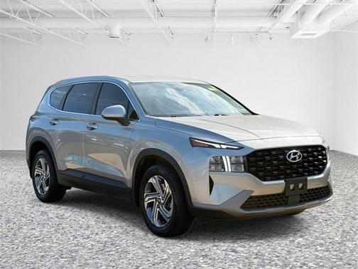 2022 Hyundai SANTA FE SE
