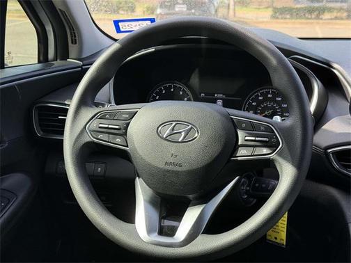 2022 Hyundai SANTA FE SE