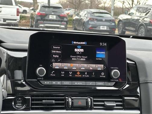2025 Nissan Pathfinder SV 4WD