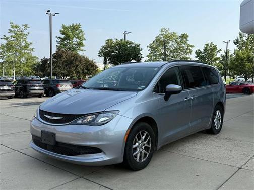 2021 Chrysler Voyager LXI