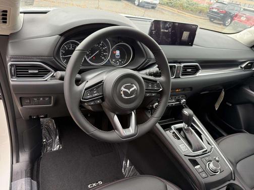 2025 Mazda CX-5 Carbon Edition