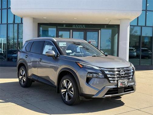 2025 Nissan Rogue SL