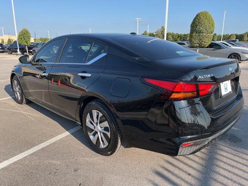 2020 Nissan Altima S FWD