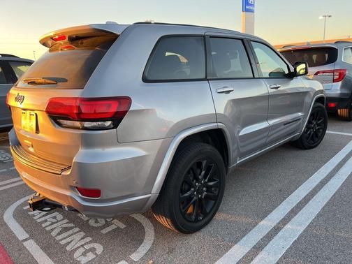 2018 Jeep Grand Cherokee Altitude