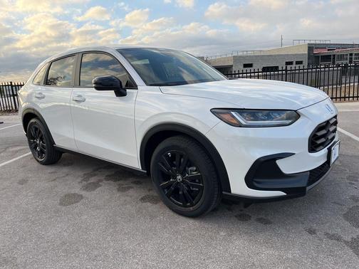 2026 Honda HR-V 2WD Sport
