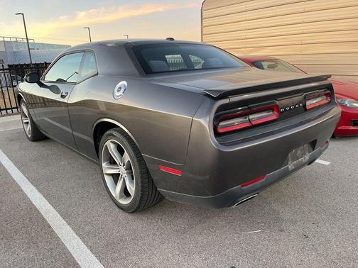 2015 Dodge Challenger SXT