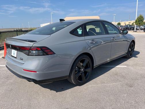 2025 Honda Accord Hybrid Base