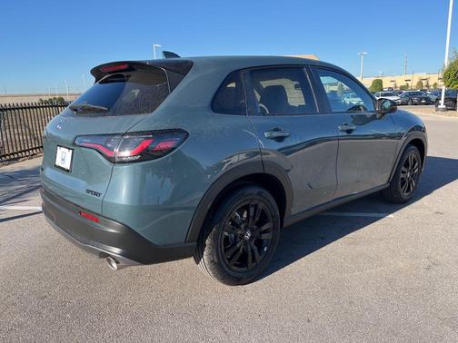 2026 Honda HR-V 2WD Sport