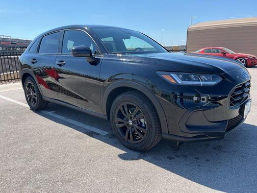 2026 Honda HR-V 2WD Sport