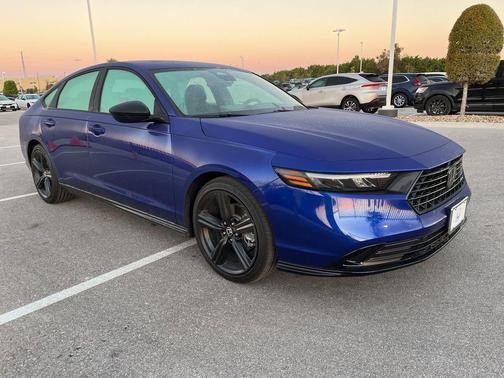 2025 Honda Accord Hybrid Base