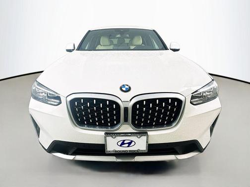 2023 BMW X4 xDrive30i
