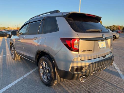 2022 Honda Passport AWD TrailSport