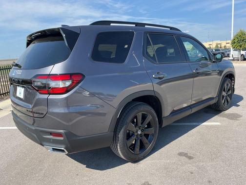 2025 Honda Pilot Black Edition