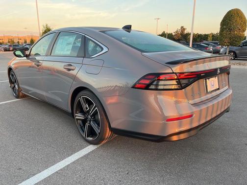 2025 Honda Accord Hybrid Base
