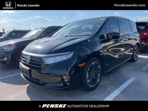 Crystal Black Pearl 2022 Honda Odyssey