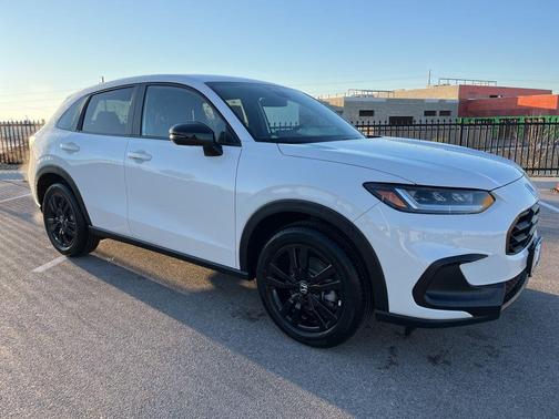 2026 Honda HR-V 2WD Sport