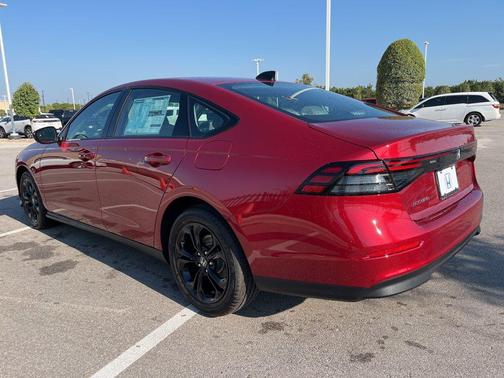 2025 Honda Accord Sport SE 1.5T