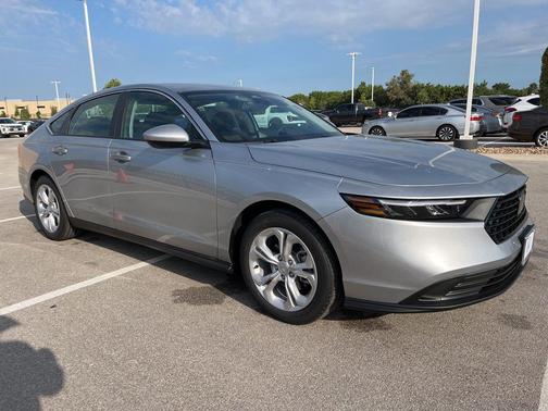 2025 Honda Accord LX 1.5T