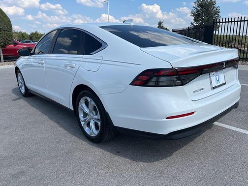 2024 Honda Accord LX 1.5T