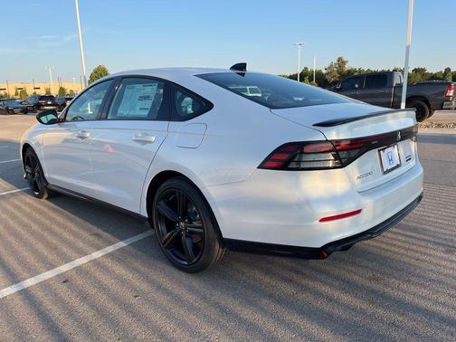 2025 Honda Accord Hybrid Base