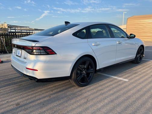 2025 Honda Accord Hybrid Base