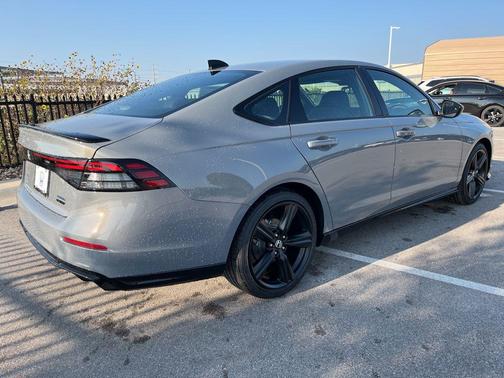 2025 Honda Accord Hybrid Base