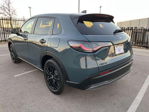 2026 Honda HR-V 2WD Sport