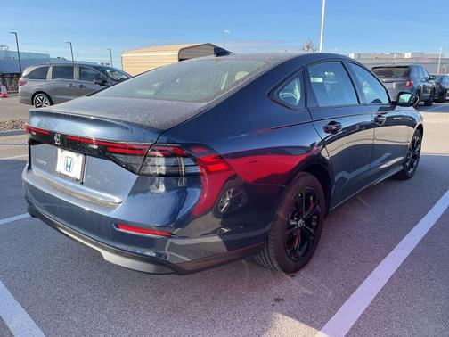 2025 Honda Accord Sport SE 1.5T