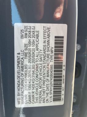 2025 Honda Pilot Touring 8-Passenger