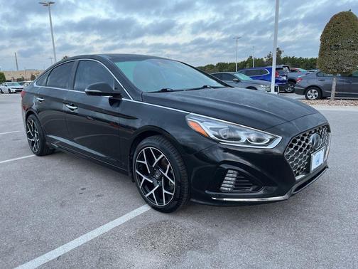 2019 Hyundai SONATA Limited