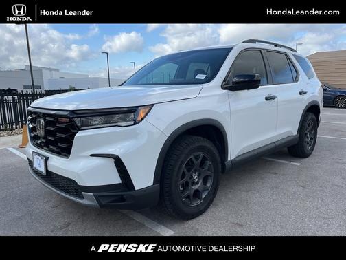 Platinum White Pearl 2023 Honda Pilot