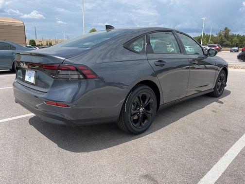 2025 Honda Accord Sport SE 1.5T